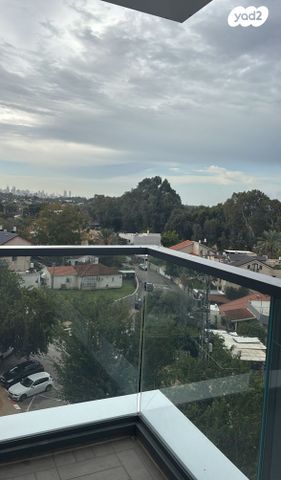 דירה, הר מירון, הרצליה