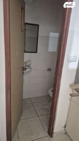 מבני תעשיה, העבודה, קרית חלוצים, אשדוד