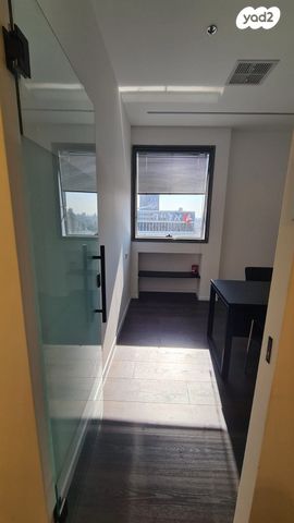 משרדים, דרך בן גוריון 1, אזור תעשיה צפון, בני ברק