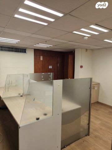 חנויות/ שטח מסחרי, כפר סבא