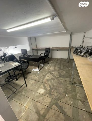 חנויות/ שטח מסחרי, כפר גלעדי, תל אביב יפו