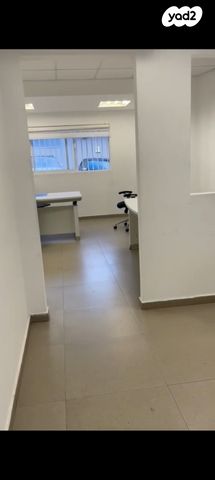 חנויות/ שטח מסחרי