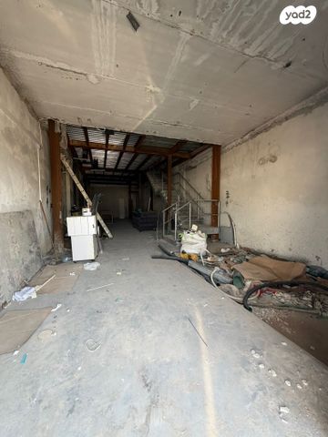 מבני תעשיה, חלוצי התעשייה 5, אזור תעשיה, קרית מלאכי