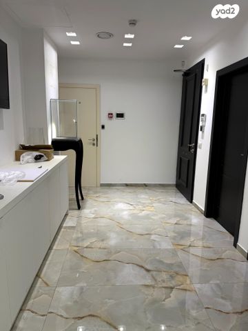 משרדים, רמת גן