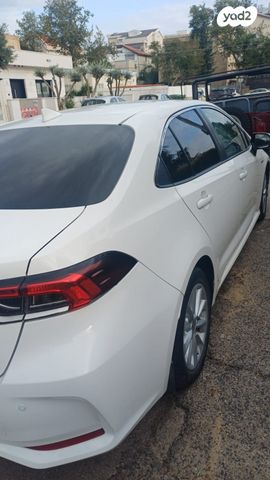 טויוטה קורולה