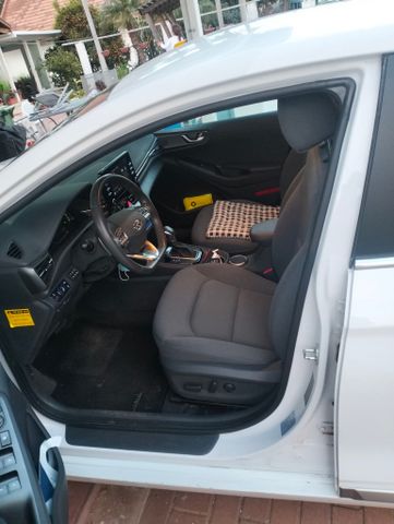 יונדאי איוניק