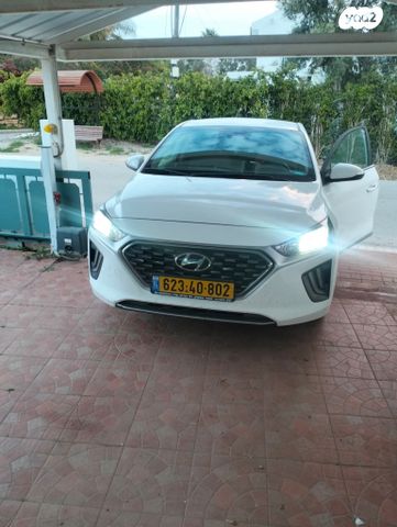 יונדאי איוניק