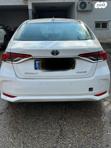 טויוטה קורולה