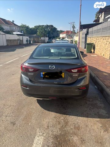 מאזדה 3