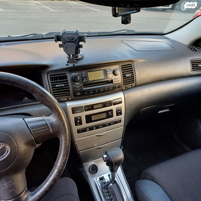 מודעת רכב טויוטה קורולה