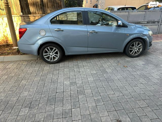 שברולט סוניק