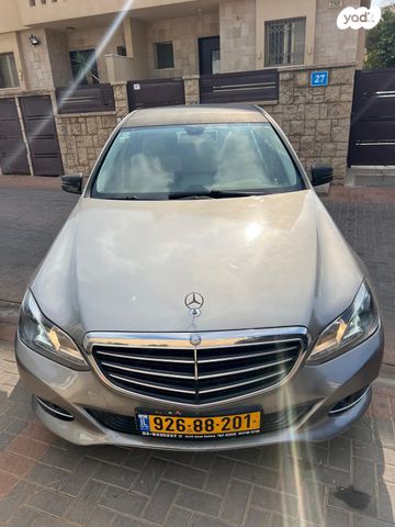 מודעת רכב מרצדס-בנץ E-class