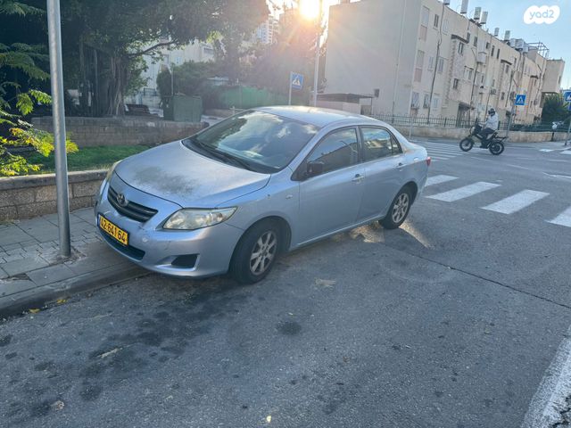 טויוטה קורולה