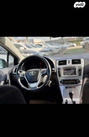 מודעת רכב טויוטה אוונסיס