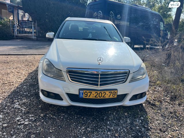מודעת רכב מרצדס-בנץ C-class