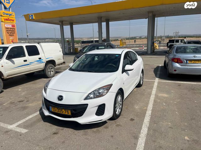 מאזדה 3
