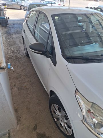 מודעת רכב פיג'ו 208