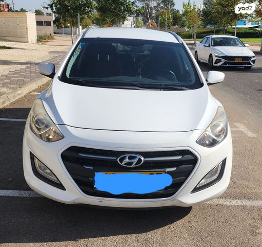 יונדאי i30