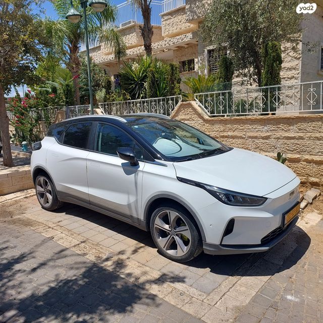 ג׳ילי Geometry C