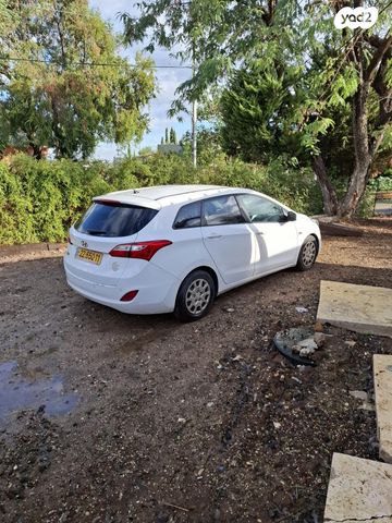 יונדאי i30
