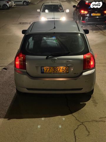 טויוטה קורולה