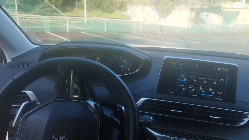 מודעת רכב פיג'ו 3008