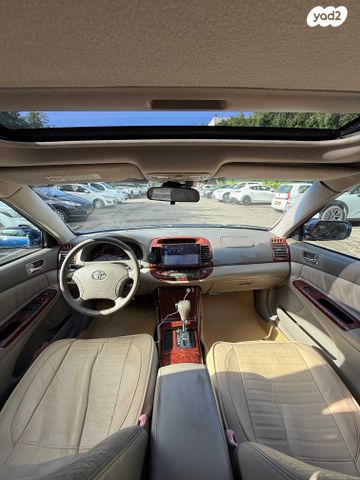 טויוטה קאמרי