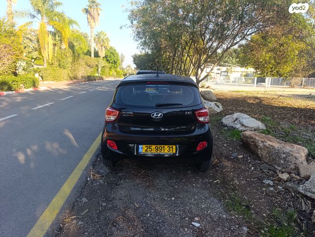 יונדאי i10