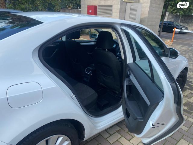 סקודה אוקטביה 