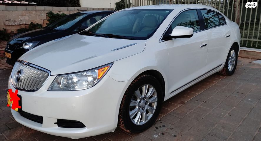 מודעת רכב ביואיק לה-קרוס