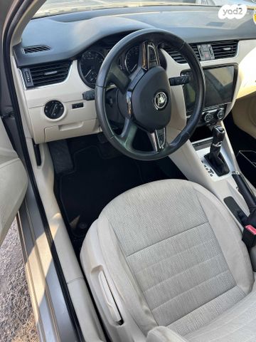 סקודה אוקטביה 