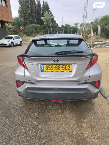 טויוטה C-HR