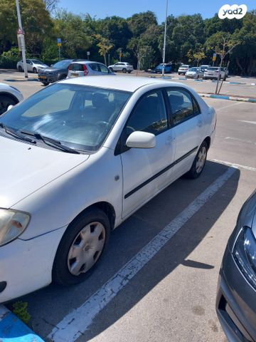 טויוטה קורולה