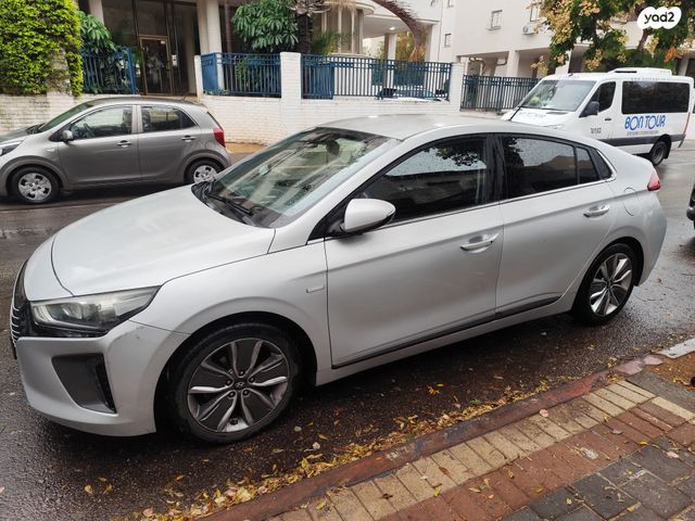 מודעת רכב יונדאי איוניק