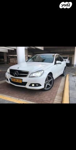 מודעת רכב מרצדס-בנץ C-class