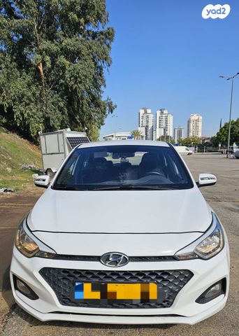 יונדאי i20