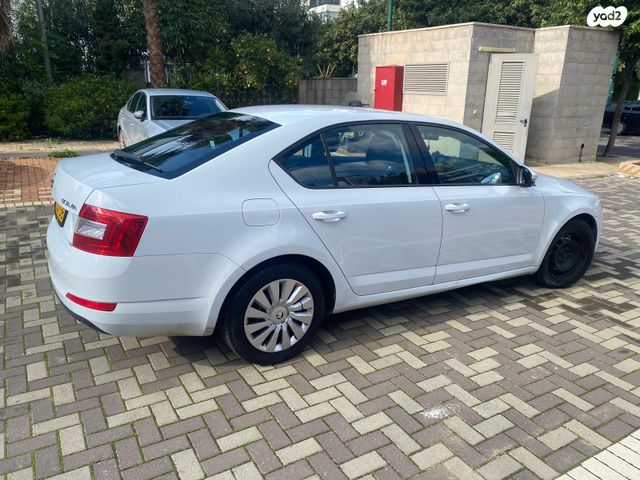 סקודה אוקטביה 