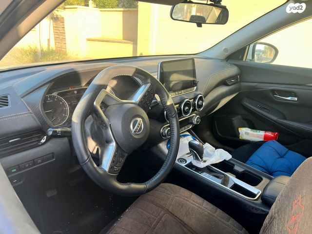 ניסאן סנטרה