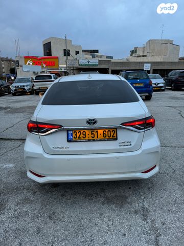 טויוטה קורולה