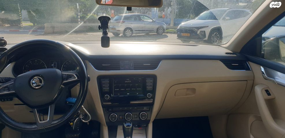 סקודה אוקטביה