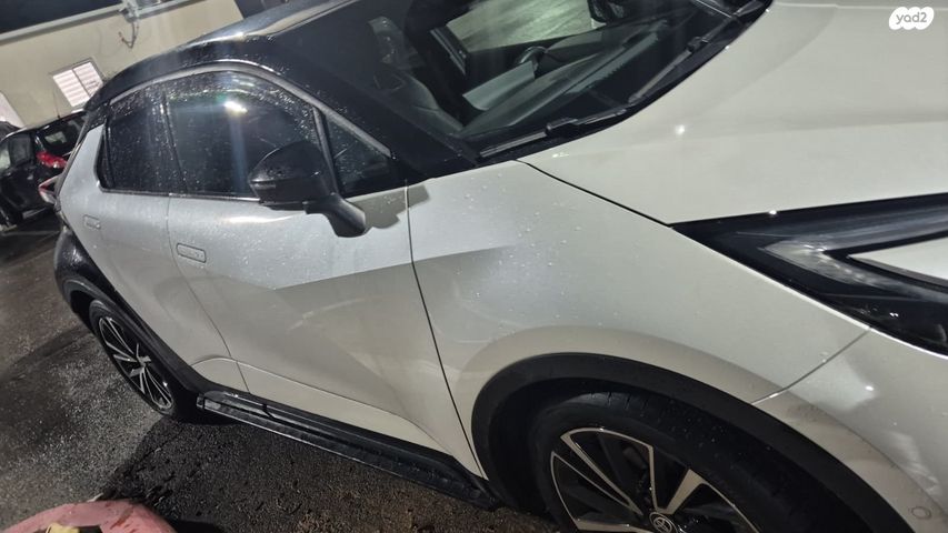 טויוטה C-HR