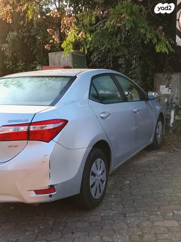 מודעת רכב טויוטה קורולה