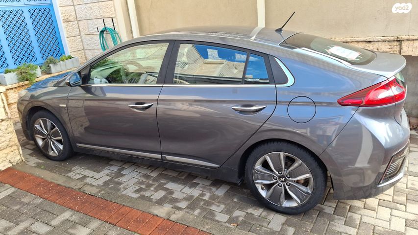 מודעת רכב יונדאי איוניק