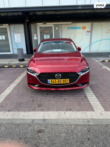 מודעת רכב מאזדה 3