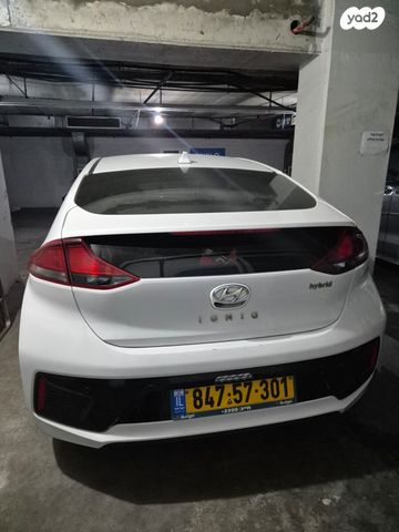 יונדאי איוניק