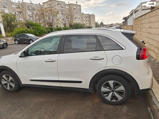 מודעת רכב קיה נירו