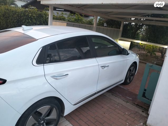 מודעת רכב יונדאי איוניק