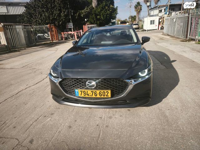 מודעת רכב מאזדה 3