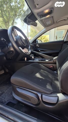 יונדאי אלנטרה