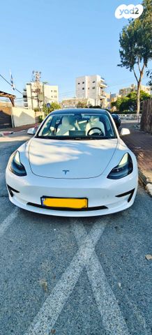 טסלה מודל 3